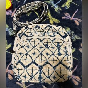 Lug Ranger 2 Medium Crossbody Purse Removable Strap Diamond White